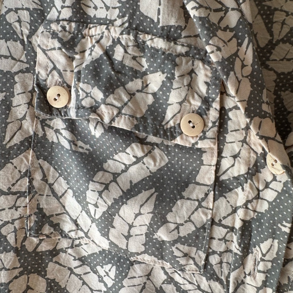 BEACHGOLD button down - Picture 6 of 6